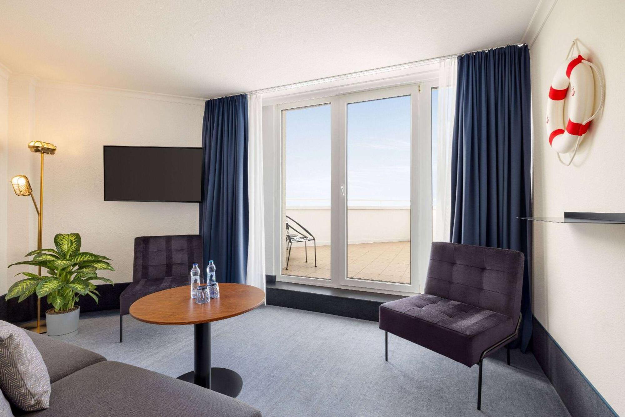 Hotel Vienna House By Wyndham Amber Baltic Miedzyzdroje Esterno foto