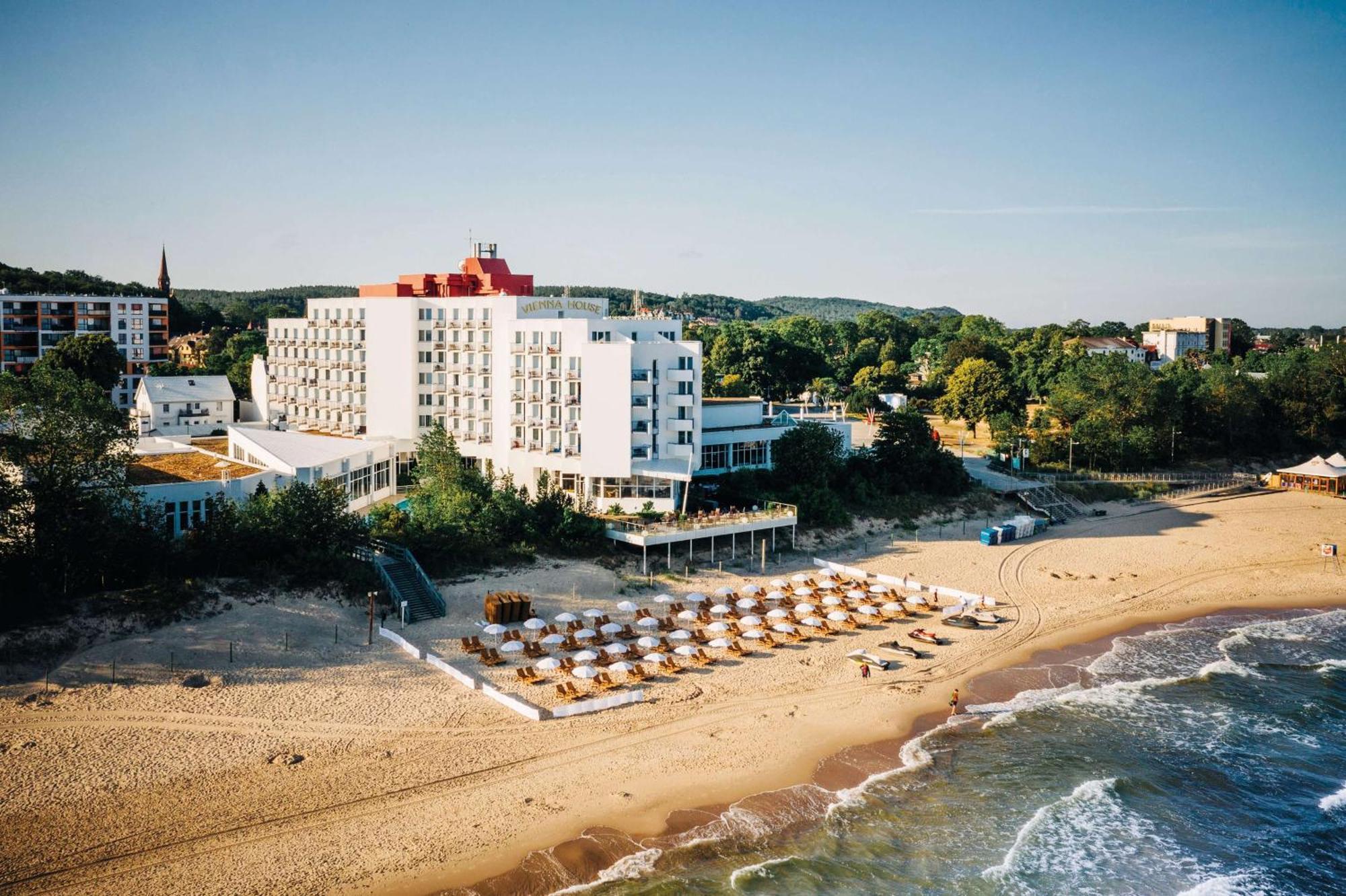 Hotel Vienna House By Wyndham Amber Baltic Miedzyzdroje Esterno foto